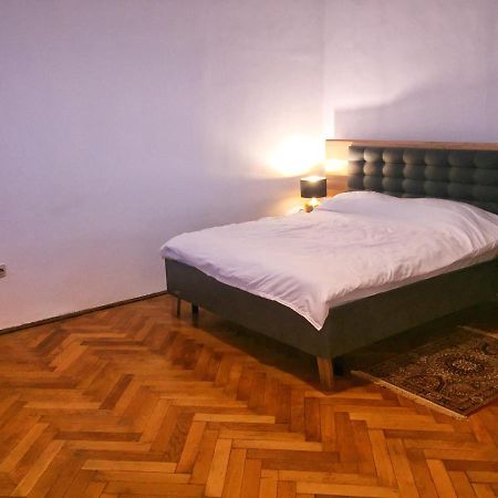 Piata Sfatului Residence Brasov Exterior photo